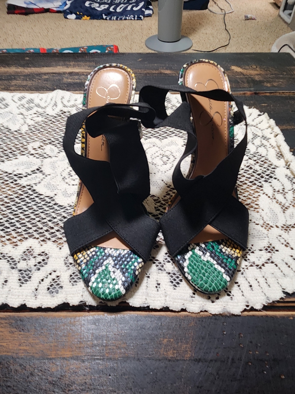Jessica Simpson "Jordiya" Green Snakeskin Elastic Strappy Heels - Size 7.5